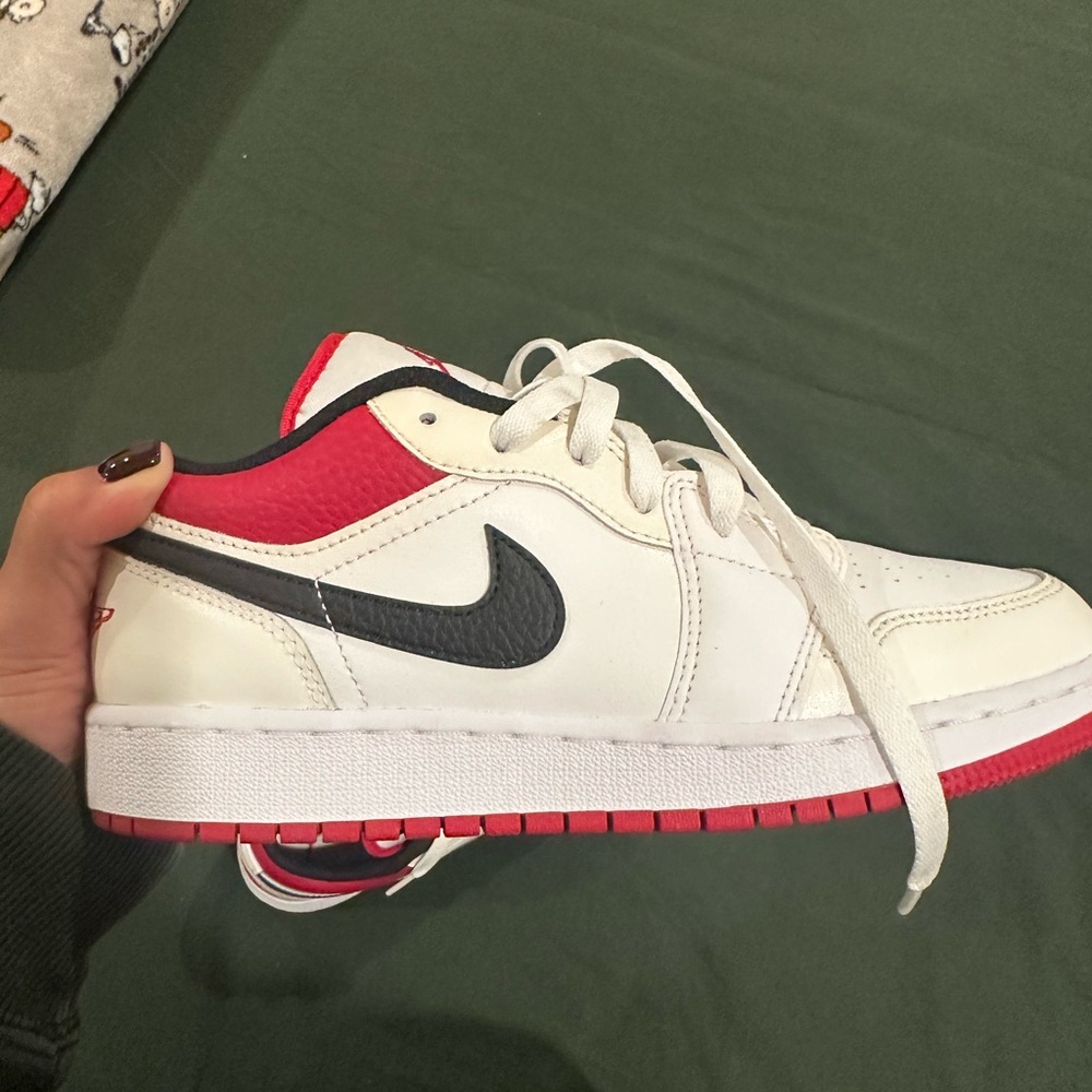 Jordan low tops!